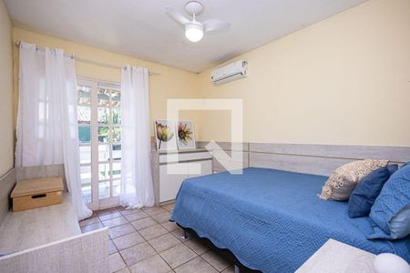 Casa à venda com 4 quartos, 313m² em Camboinhas, Niterói