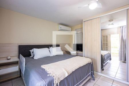 Casa à venda com 4 quartos, 313m² em Camboinhas, Niterói