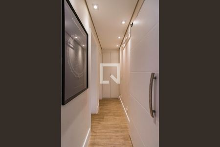 Corredor de apartamento à venda com 3 quartos, 138m² em Vila Andrade, São Paulo