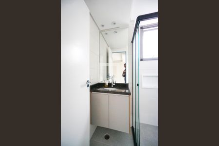 Banheiro de apartamento para alugar com 1 quarto, 45m² em Tatuapé, São Paulo