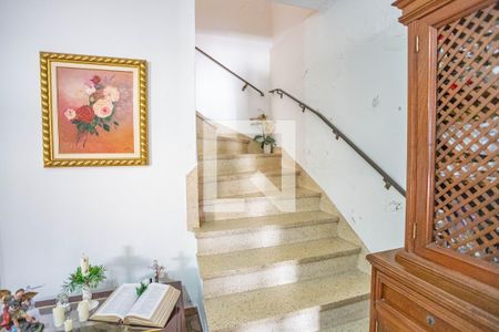 Sala de casa à venda com 3 quartos, 221m² em Piraporinha, Diadema