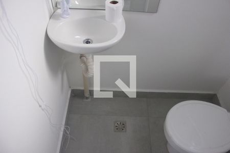 Lavabo de casa para alugar com 2 quartos, 70m² em Jardim Adriana, Guarulhos