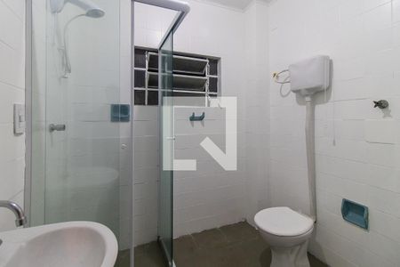 Banheiro de apartamento à venda com 1 quarto, 57m² em Centro Histórico, Porto Alegre