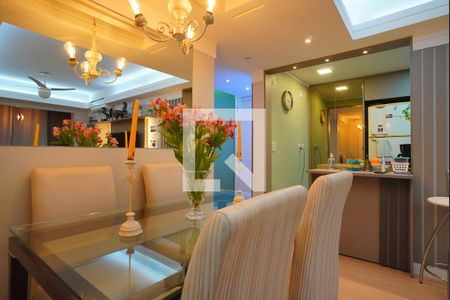 Sala de apartamento à venda com 2 quartos, 77m² em Floresta, Porto Alegre