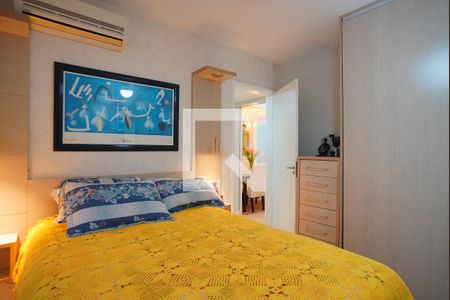 Quarto 1 de apartamento à venda com 2 quartos, 77m² em Floresta, Porto Alegre