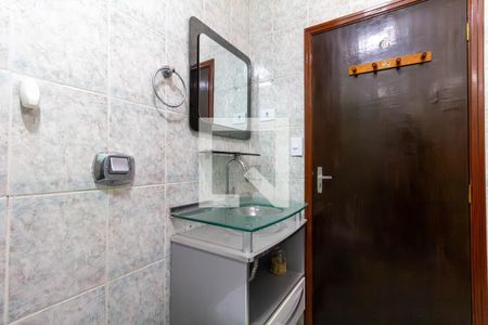 Banheiro de casa à venda com 2 quartos, 93m² em Jardim Textil, São Paulo