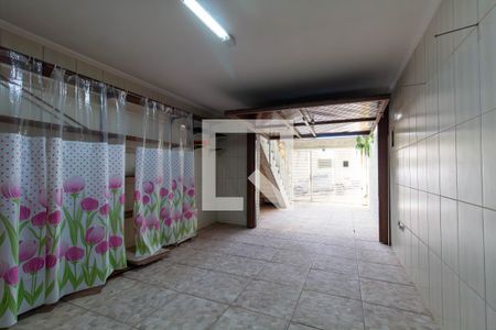 Garagem de casa à venda com 2 quartos, 93m² em Jardim Textil, São Paulo