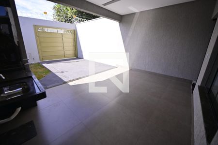 Hall de Entrada de casa para alugar com 2 quartos, 150m² em Setor Santos Dumont, Goiânia