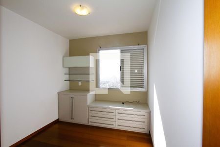 Quarto 1 de apartamento à venda com 3 quartos, 199m² em Belvedere, Belo Horizonte