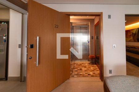 Hall de Entrada - Elevador Privativo de apartamento à venda com 4 quartos, 185m² em Indianópolis, São Paulo