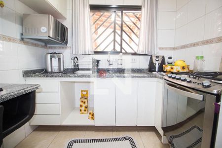 Casa à venda com 2 quartos, 110m² em Vila Antonieta, São Paulo