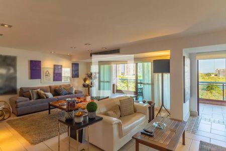 Apartamento à venda com 5 quartos, 478m² em Barra da Tijuca, Rio de Janeiro