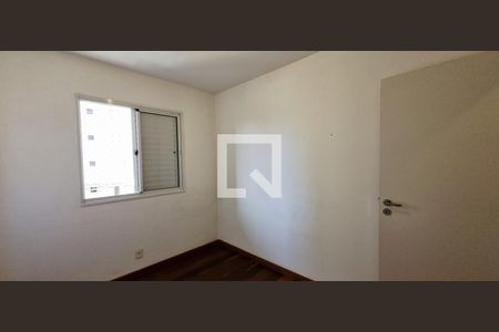 Quarto 1 de apartamento para alugar com 2 quartos, 50m² em Jardim Parque Morumbi, São Paulo