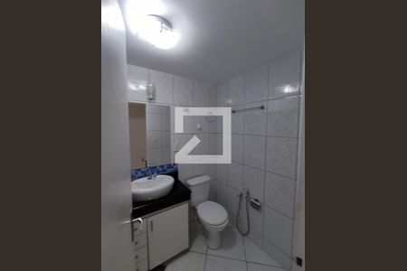 Banheiro de apartamento para alugar com 1 quarto, 650m² em Smln Conj 1, Brasília