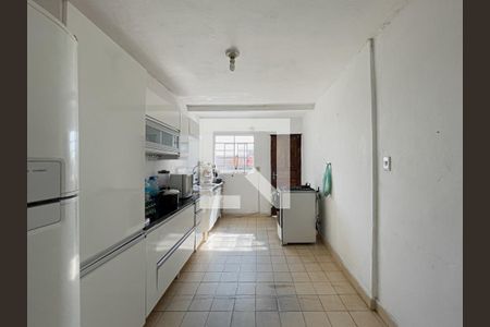 Casa 1 - Cozinha de casa à venda com 4 quartos, 200m² em Vila Jacuí, São Paulo