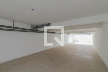 Garagem de casa à venda com 3 quartos, 194m² em Jardim Dourado, Guarulhos
