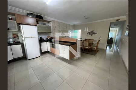 Cozinha  de casa para alugar com 3 quartos, 233m² em Vila Curuçá, Santo André