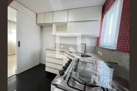 Apartamento à venda com 3 quartos, 106m² em Sion, Belo Horizonte