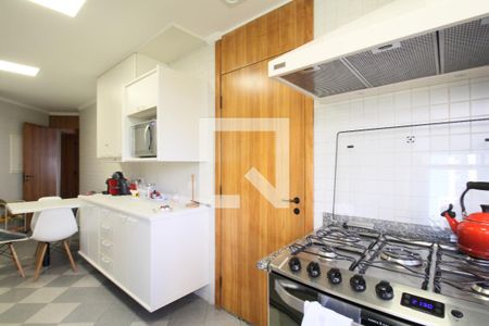 Cozinha de apartamento à venda com 4 quartos, 200m² em Jardim Fonte do Morumbi, São Paulo
