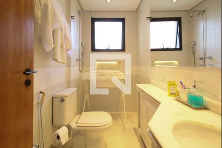 Banheiro de apartamento à venda com 4 quartos, 200m² em Jardim Fonte do Morumbi, São Paulo