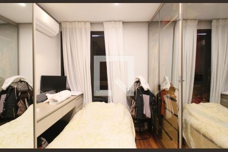 Quarto 2 de apartamento à venda com 4 quartos, 200m² em Jardim Fonte do Morumbi, São Paulo