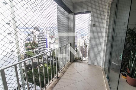 Varanda de apartamento para alugar com 3 quartos, 156m² em Costa Azul, Salvador