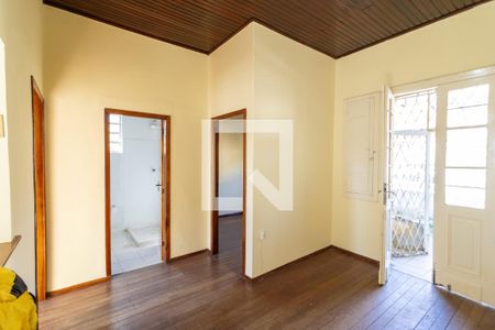 Sala de casa à venda com 2 quartos, 65m² em Glória, Porto Alegre