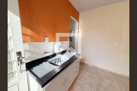 Cozinha de casa à venda com 1 quarto, 60m² em Cidade Santos Dumont, Jundiaí