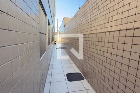 Corredor externo de apartamento para alugar com 1 quarto, 50m² em Boqueirão, Praia Grande