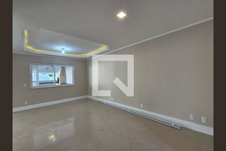 Sala de casa de condomínio à venda com 4 quartos, 297m² em Vargem Pequena, Rio de Janeiro
