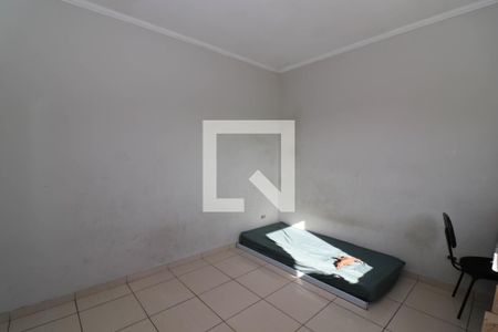 Quarto 2 de casa para alugar com 6 quartos, 250m² em Cidade Jardim Cumbica, Guarulhos