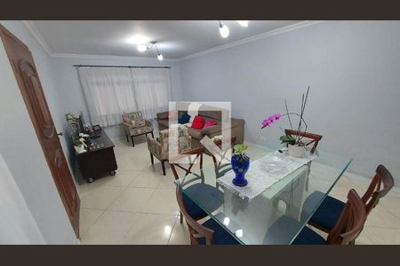 Casa à venda com 3 quartos, 200m² em Jardim Cláudia, São Paulo