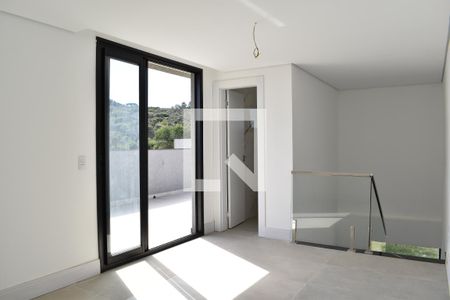 Edícula de casa de condomínio para alugar com 3 quartos, 171m² em Santa Cândida, Curitiba