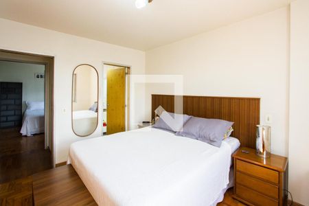 Suíte de apartamento à venda com 3 quartos, 126m² em Santo Amaro, São Paulo