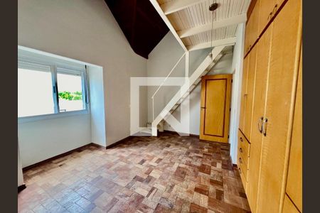 Foto 01 de casa de condomínio à venda com 3 quartos, 330m² em Loteamento Alphaville Campinas, Campinas