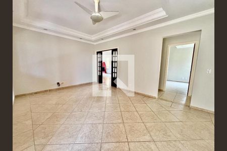 Foto 01 de casa de condomínio à venda com 3 quartos, 330m² em Loteamento Alphaville Campinas, Campinas