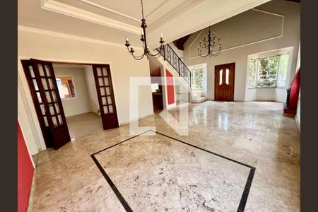 Foto 01 de casa de condomínio à venda com 3 quartos, 330m² em Loteamento Alphaville Campinas, Campinas