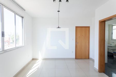 Sala de apartamento à venda com 3 quartos, 90m² em Nova Suíça, Belo Horizonte