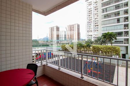 Varanda de apartamento à venda com 1 quarto, 64m² em Barra da Tijuca, Rio de Janeiro