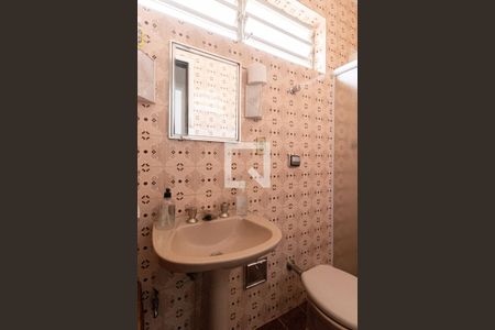 Banheiro Social 2 de casa à venda com 3 quartos, 120m² em Vila Ré, São Paulo