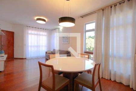 Sala de apartamento à venda com 3 quartos, 147m² em União, Belo Horizonte