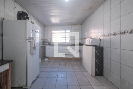 Cozinha de casa para alugar com 2 quartos, 500m² em Vila Guarani (zona Sul), São Paulo