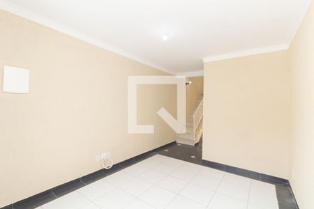 Sala de casa para alugar com 3 quartos, 182m² em Parque Cruzeiro do Sul, São Paulo