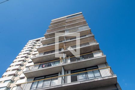 Fachada de kitnet/studio para alugar com 0 quarto, 70m² em Santo Amaro, São Paulo