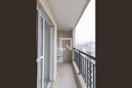 Varanda e Área de Serviço  de apartamento à venda com 2 quartos, 42m² em Cidade Patriarca, São Paulo