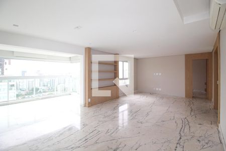 Sala de apartamento à venda com 4 quartos, 210m² em Vila Olímpia, São Paulo