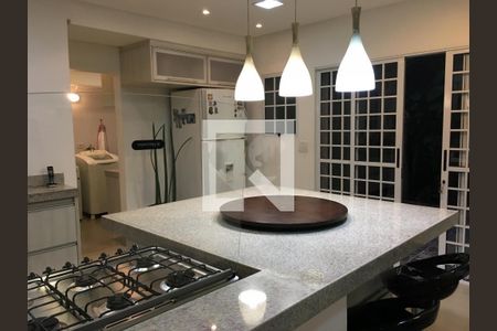 Casa de Condomínio à venda com 4 quartos, 130m² em Planalto Paulista, São Paulo