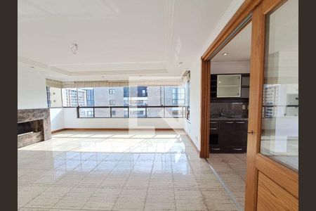 Apartamento à venda com 3 quartos, 158m² em Petrópolis, Porto Alegre