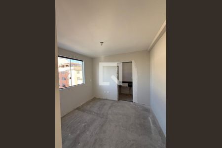 Apartamento à venda com 2 quartos, 61m² em Ipiranga, Belo Horizonte