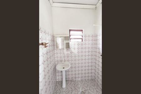 Banheiro de casa para alugar com 2 quartos, 70m² em Feitoria, São Leopoldo